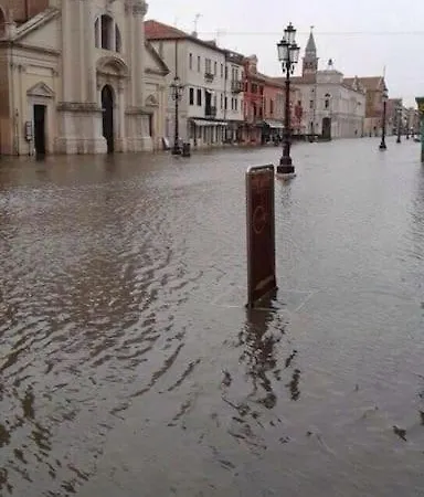 Casa Manuela Non Turisti Ma Ospiti Apartment Chioggia